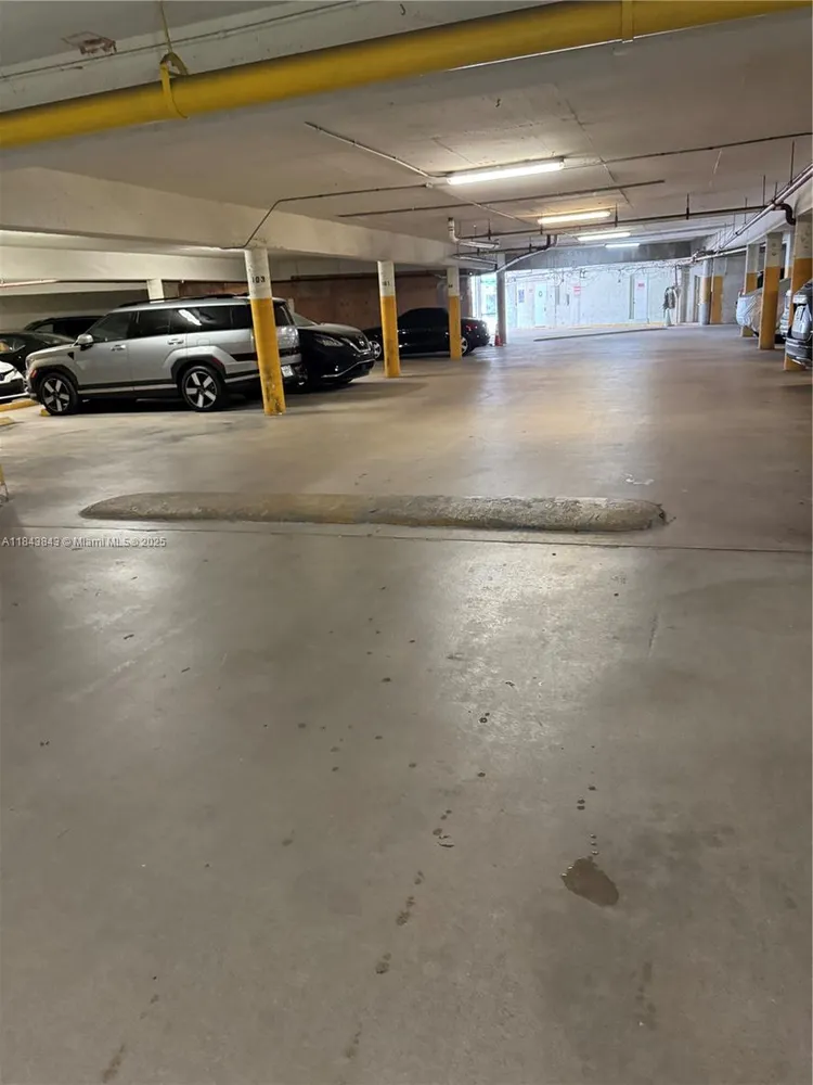 Burleigh House #1203 image #36