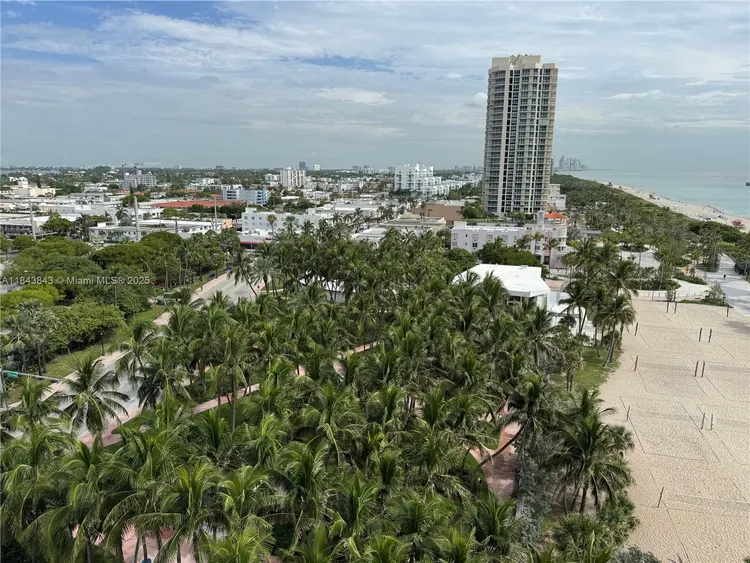 Burleigh House #1203 image #6