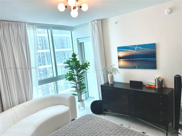 Met1 #T-2902 image #15