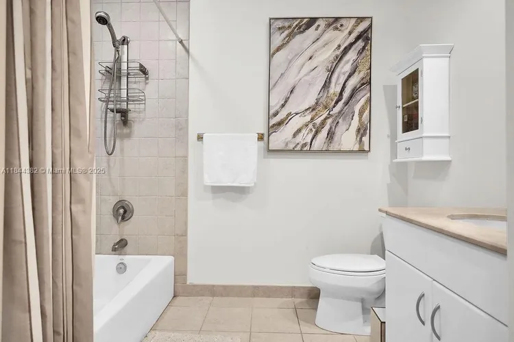 Courts Condo Brickell Key #602 image #18