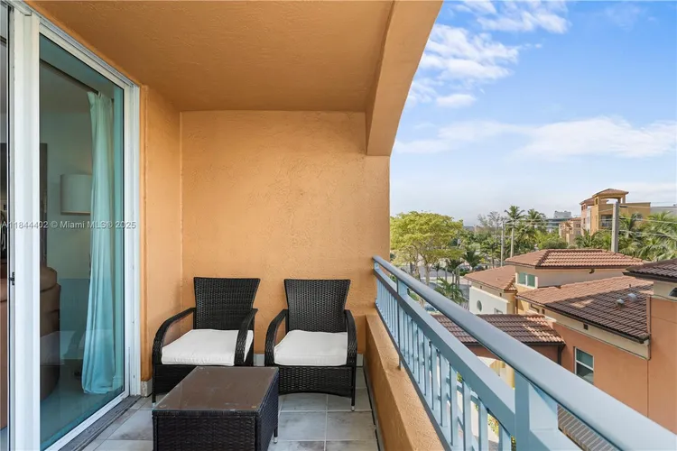 Yacht Club at Portofino #409 image #11