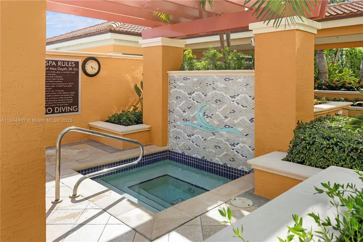 Yacht Club at Portofino #409 image #14