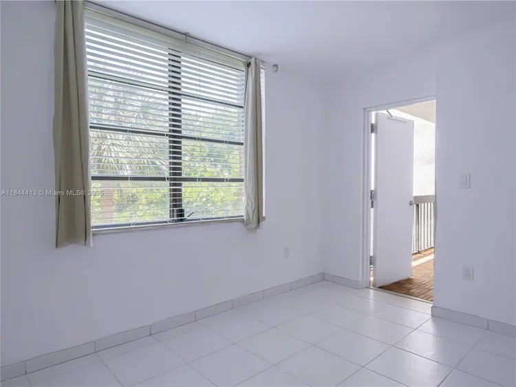 Brickell Bay Club #414 image #12