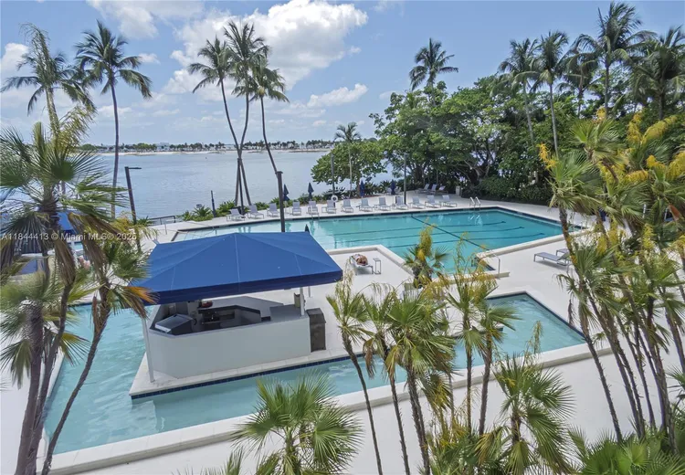 Brickell Bay Club #414 image #21