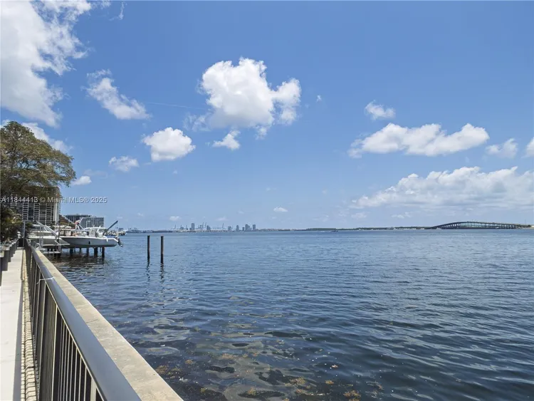 Brickell Bay Club #414 image #28