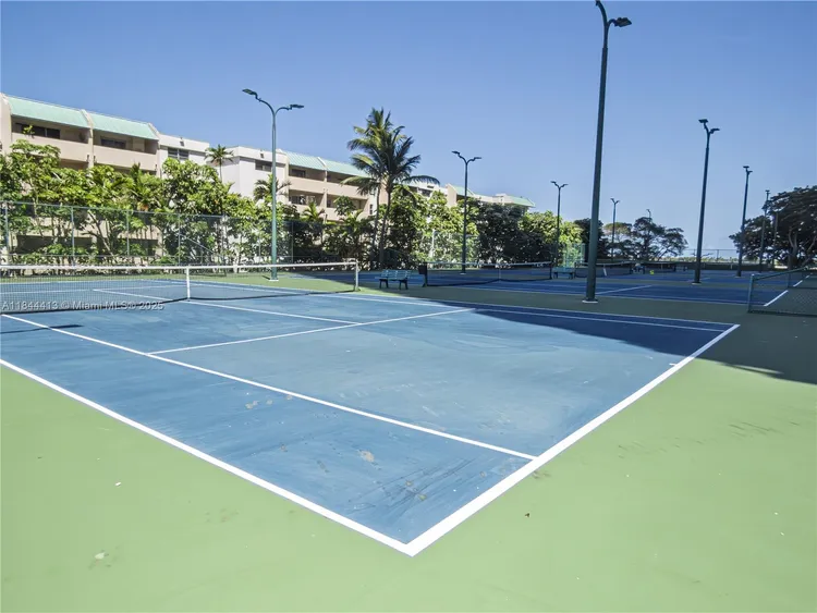 Brickell Bay Club #414 image #31