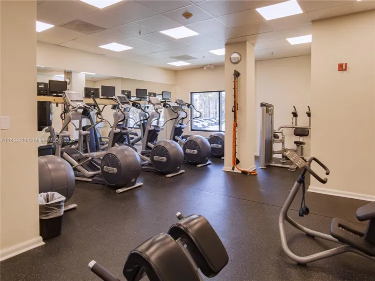 Brickell Bay Club #414 image #33