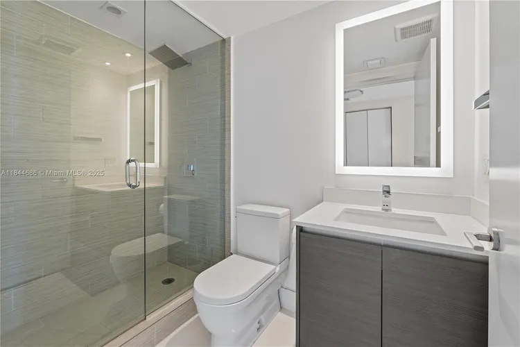 Parque Towers #4-1107 image #22