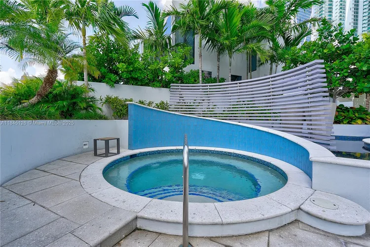 Paramount Miami Worldcenter #3007 image #7