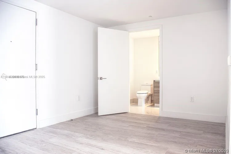 Hyde Midtown #806 image #11