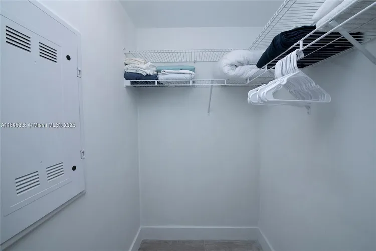 Hyde Midtown #806 image #13