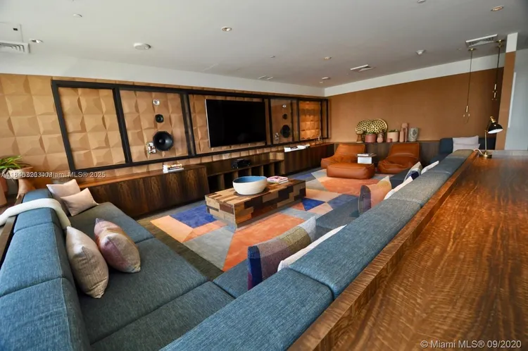 Hyde Midtown #806 image #22