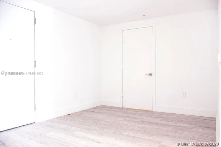 Hyde Midtown #806 image #6