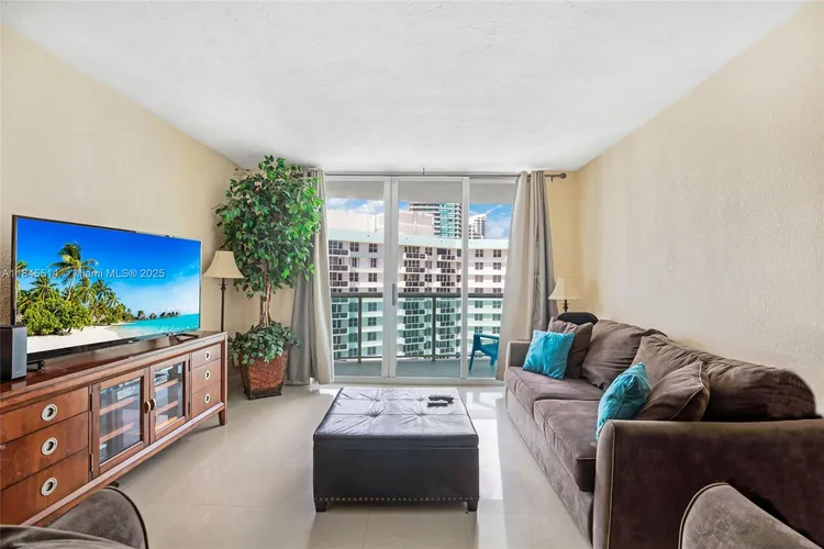 The Tides On Hollywood Beach #15C image #11