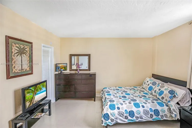 The Tides On Hollywood Beach #15C image #15