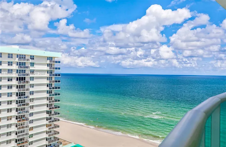 The Tides On Hollywood Beach #15C image #20