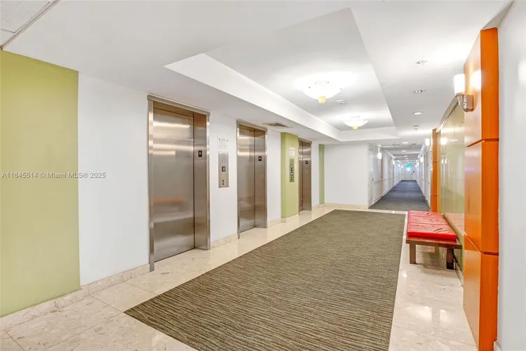 The Tides On Hollywood Beach #15C image #21