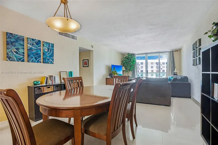 The Tides On Hollywood Beach #15C image #8