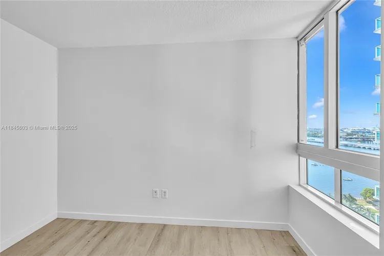 Quantum on the Bay #2003 image #11