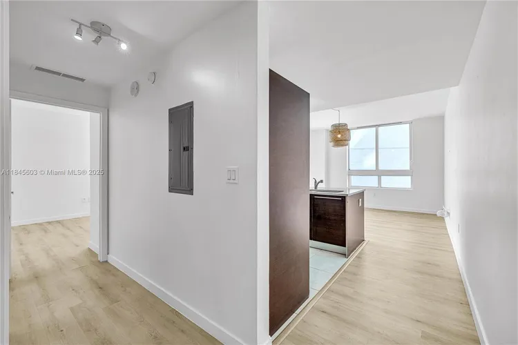 Quantum on the Bay #2003 image #14