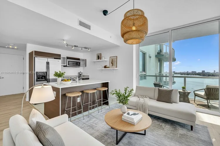 Quantum on the Bay #2003 image #15