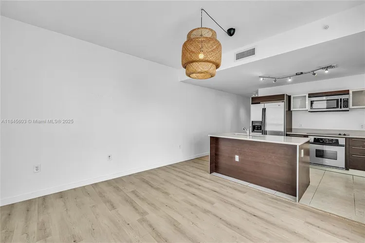 Quantum on the Bay #2003 image #7