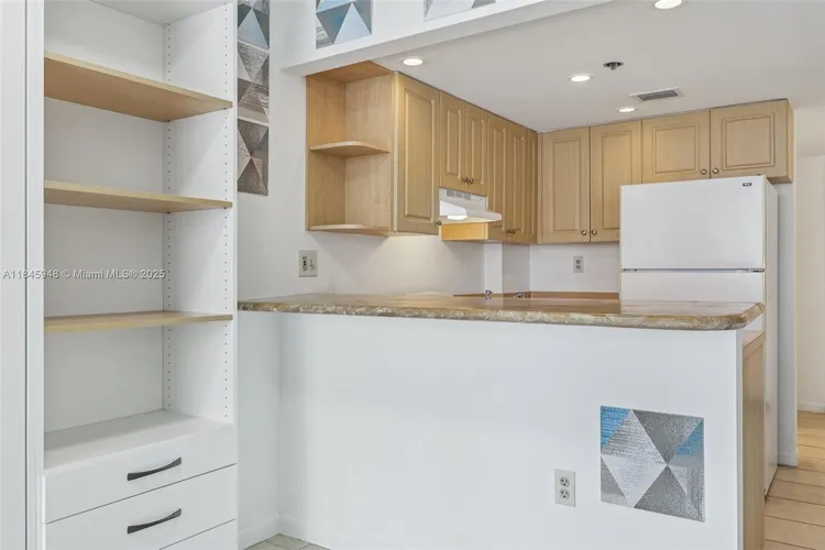 Brickell Key II #730 image #10