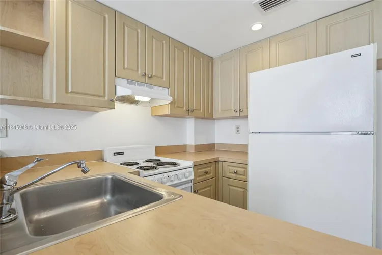 Brickell Key II #730 image #15