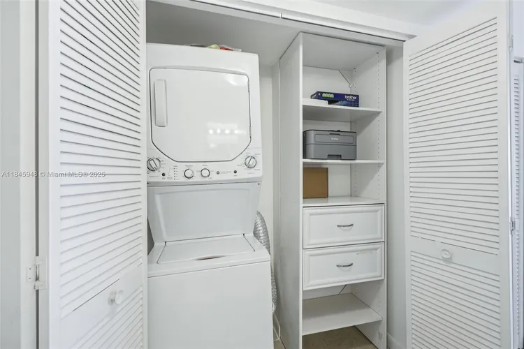 Brickell Key II #730 image #20