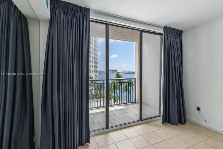 Brickell Key II #730 image #25