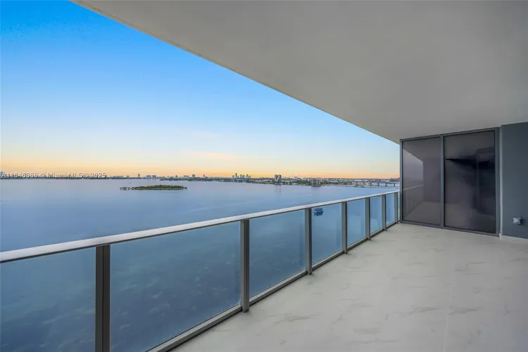 Aria Reserve South Tower #1505 image #12