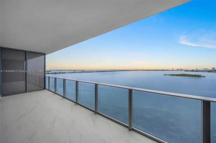 Aria Reserve South Tower #1505 image #18