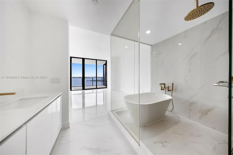Aria Reserve South Tower #1505 image #32