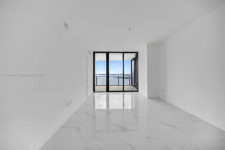 Aria Reserve South Tower #1505 image #36