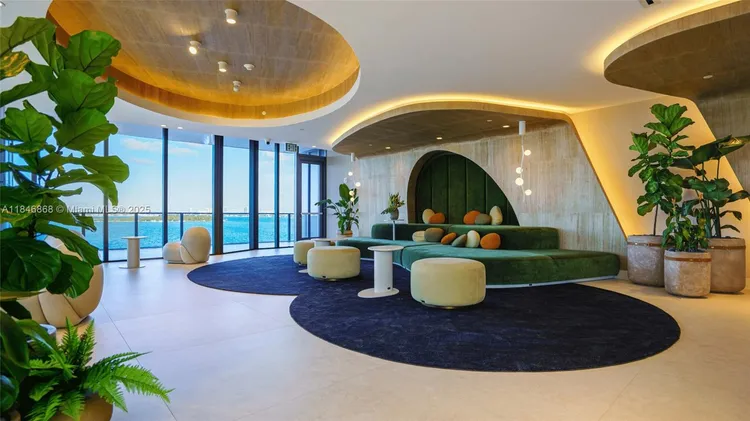 Aria Reserve South Tower #1505 image #70