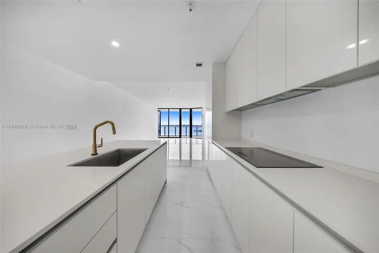 Aria Reserve South Tower #1505 image #8