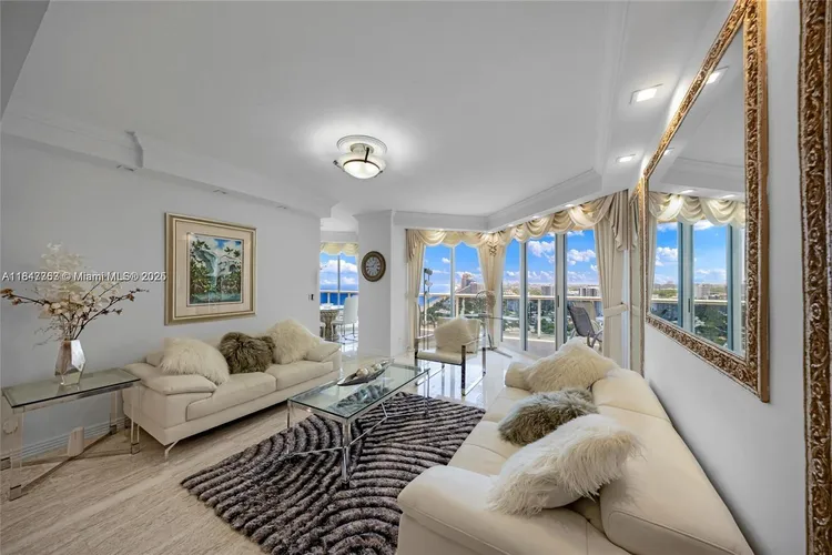 L'Hermitage North Tower #2106 image #19