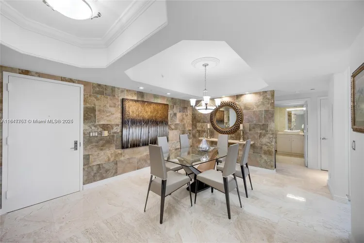 L'Hermitage North Tower #2106 image #23