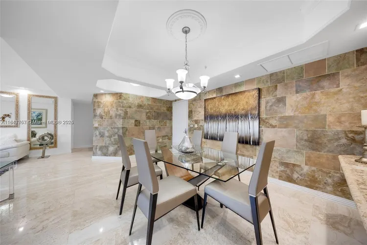 L'Hermitage North Tower #2106 image #27