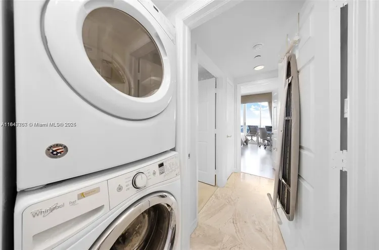 L'Hermitage North Tower #2106 image #30