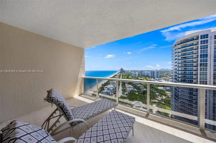 L'Hermitage North Tower #2106 image #31