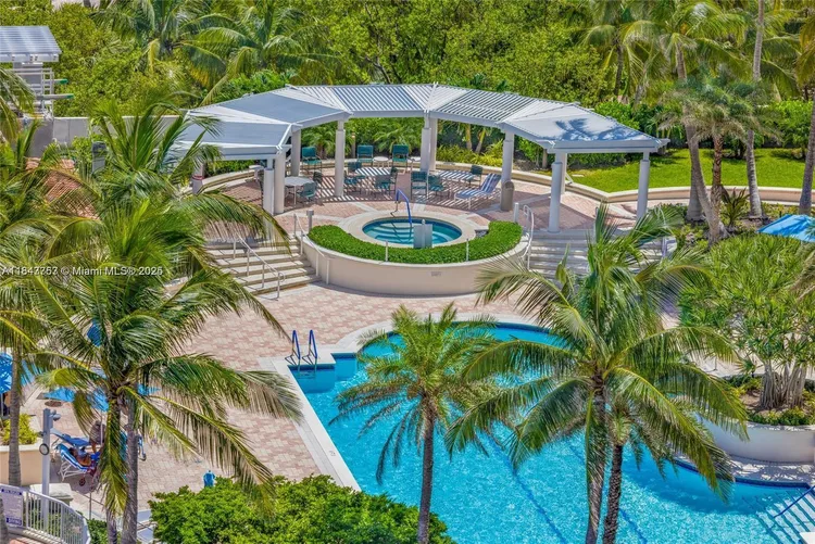 L'Hermitage North Tower #2106 image #44