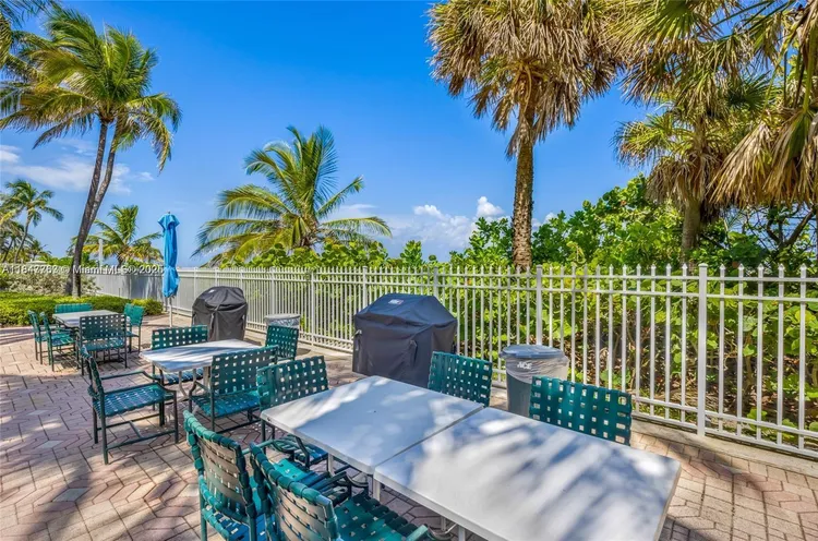 L'Hermitage North Tower #2106 image #45