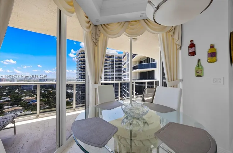 L'Hermitage North Tower #2106 image #8