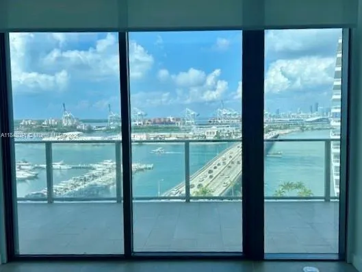 Five Park #1503 image #12