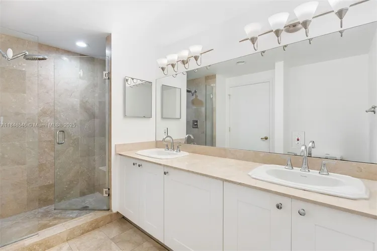 One Village Place #601 image #14