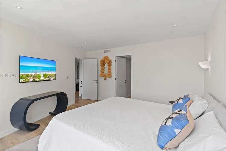Brickell Townhouse #5EF image #30