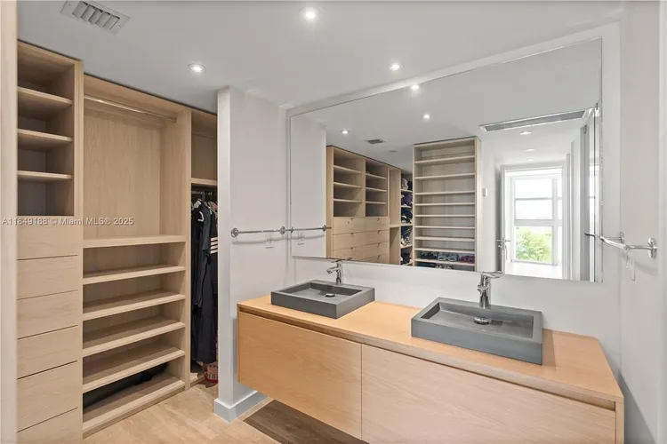 Brickell Townhouse #5EF image #32
