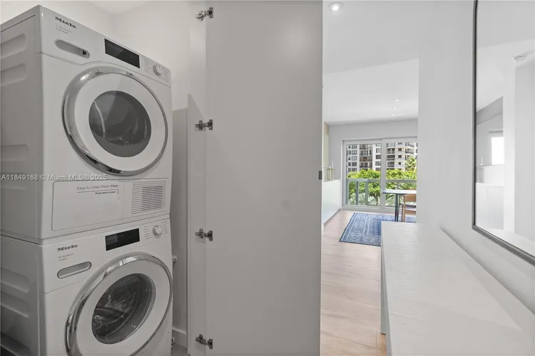 Brickell Townhouse #5EF image #36