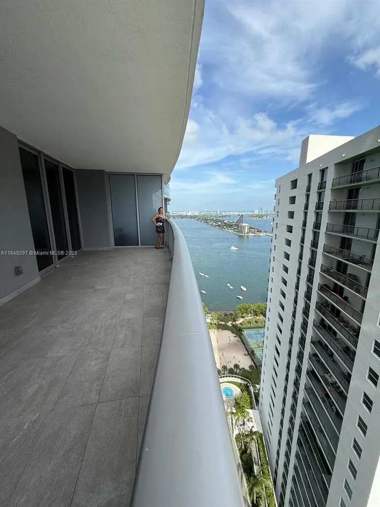 Aria on the Bay #3204 image #6